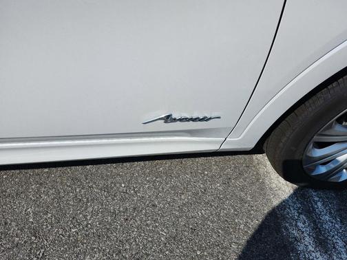 2025 Buick Envista Avenir FWD