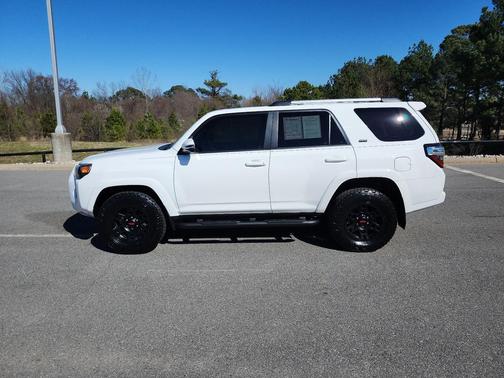 2022 Toyota 4Runner SR5 Premium