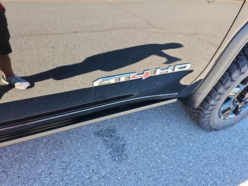 2026 GMC Sierra 2500 AT4