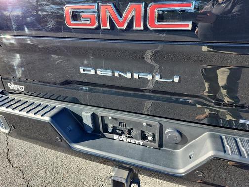 2021 GMC Sierra 2500 Denali