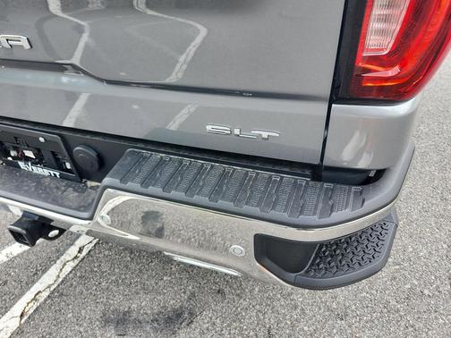 Sterling Metallic 2026 GMC Sierra 1500 SLT
