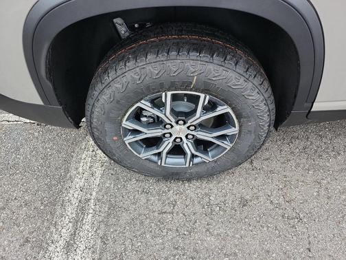 2026 GMC Acadia AT4 AWD