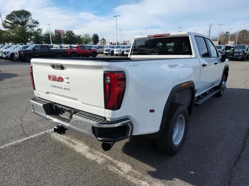 2026 GMC Sierra 3500 Base