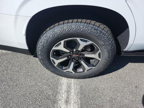 2025 GMC Yukon 4WD AT4 Ultimate