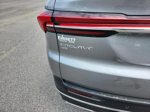 2025 Buick Enclave Preferred FWD