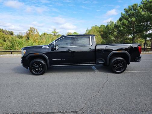 2022 GMC Sierra 2500 Denali