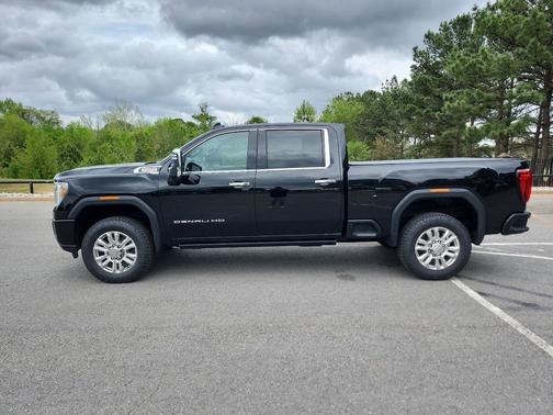 2022 GMC Sierra 2500 Denali