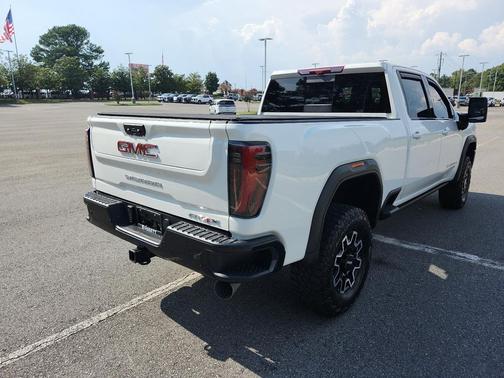 2024 GMC Sierra 2500 AT4X