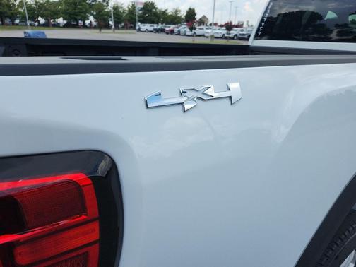 2025 GMC Sierra 2500 Base
