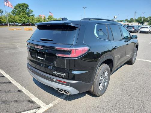2026 GMC Acadia FWD Elevation