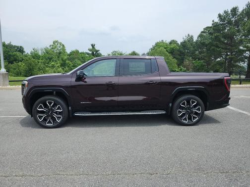 2025 GMC Sierra EV Max Range Denali