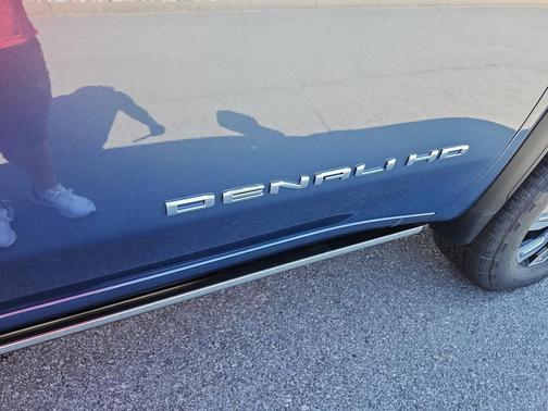 2025 GMC Sierra 2500 Denali