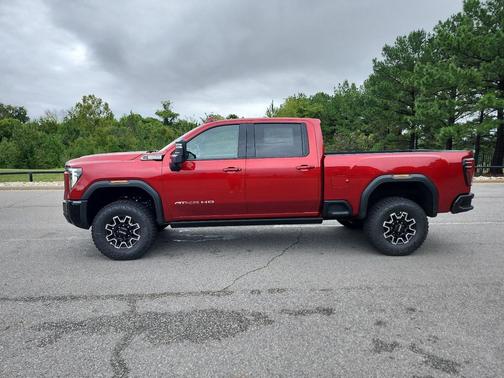 2026 GMC Sierra 2500 AT4