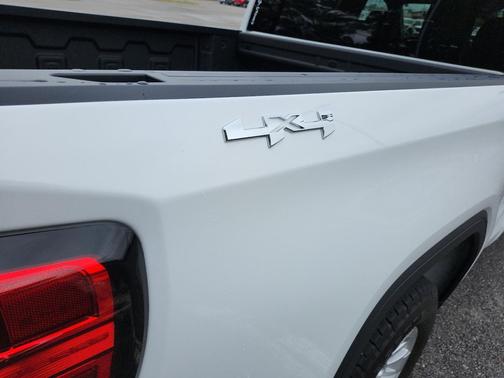 2025 GMC Sierra 1500 SLE