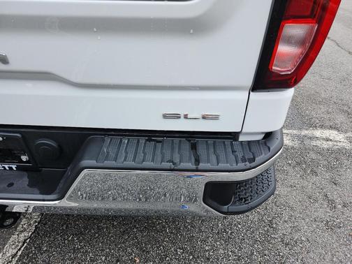 2025 GMC Sierra 1500 SLE