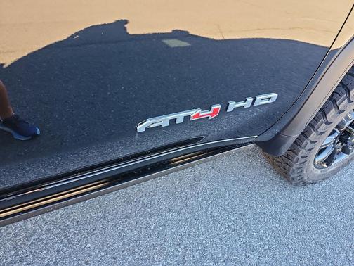 2026 GMC Sierra 2500 AT4