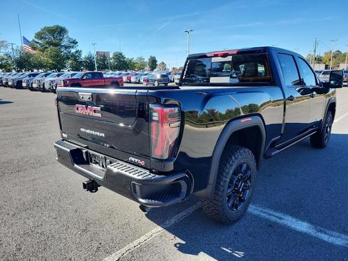 2026 GMC Sierra 2500 AT4