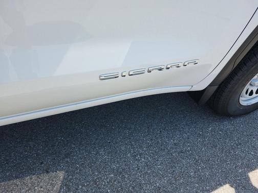 Summit White 2026 GMC Sierra 1500 Pro