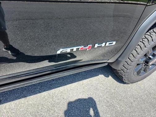 2025 GMC Sierra 2500 AT4