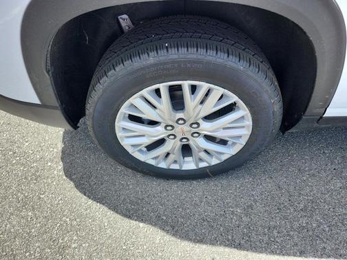 Glacier White Tricoat 2026 GMC Acadia Elevation FWD