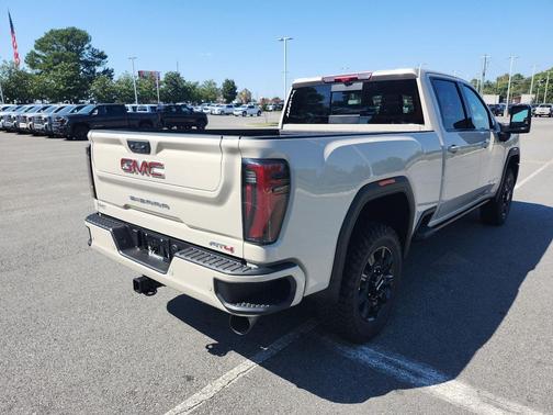 2026 GMC Sierra 2500 AT4