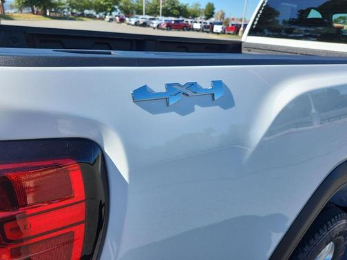 2026 GMC Sierra 2500 Base