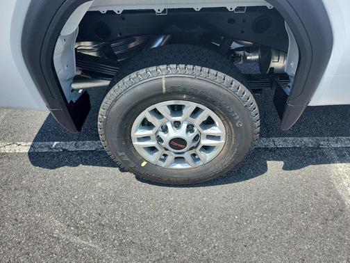 2025 GMC Sierra 2500 Base
