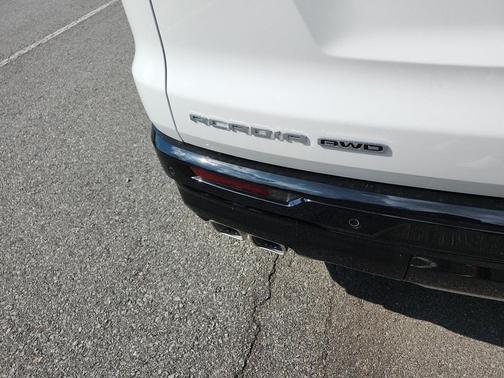Summit White 2027 GMC Acadia Denali
