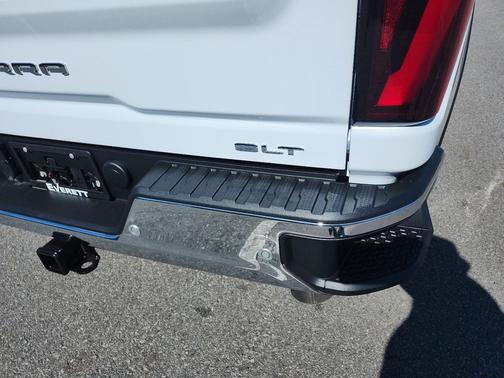2026 GMC Sierra 2500 SLT