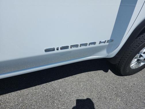 2025 GMC Sierra 2500 Base