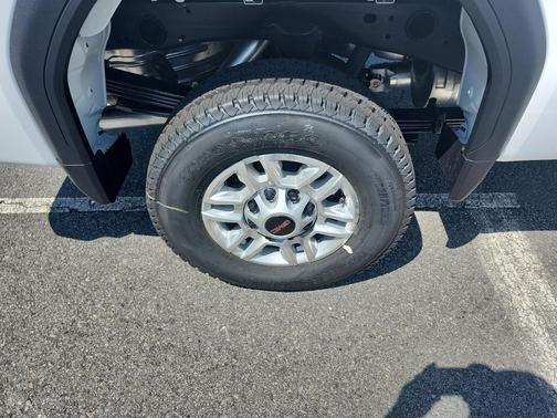 2025 GMC Sierra 2500 Base