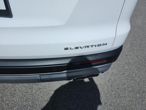 2026 GMC Acadia Elevation AWD