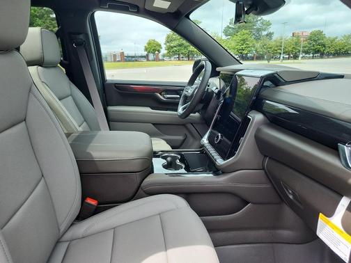 Onyx Black 2026 GMC Yukon 4WD Elevation