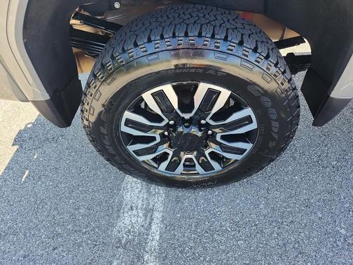 2024 GMC Sierra 2500 Denali Ultimate