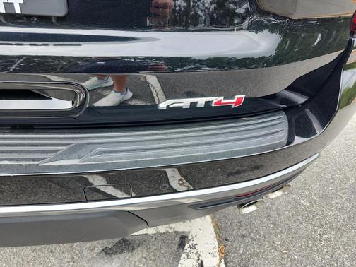 2024 GMC Yukon XL 4WD AT4