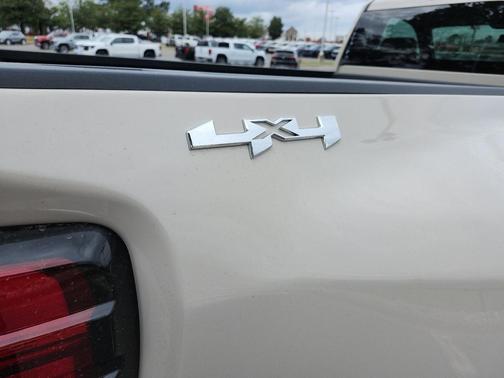 2026 GMC Sierra 3500 SLE