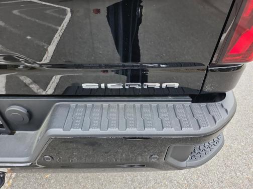 Onyx Black 2025 GMC Sierra 2500 Denali Ultimate