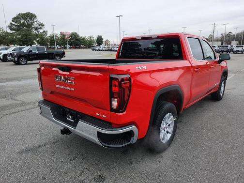 2026 GMC Sierra 1500 SLE
