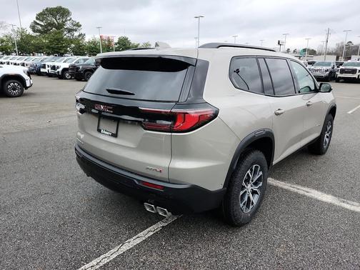 2026 GMC Acadia AT4 AWD