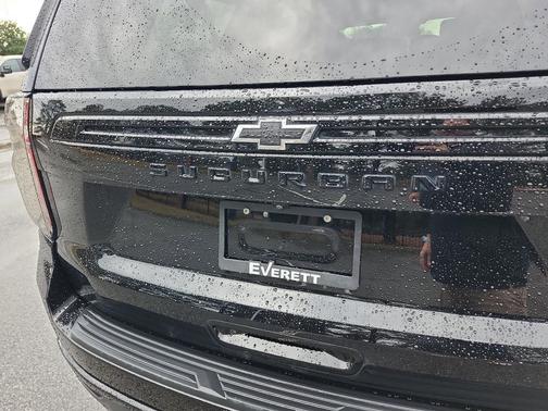 2024 Chevrolet Suburban 4WD Z71