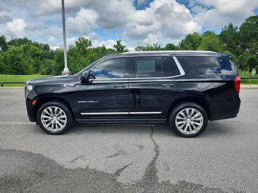 Onyx Black 2024 GMC Yukon Denali