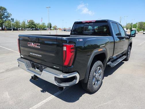 2025 GMC Sierra 2500 SLT