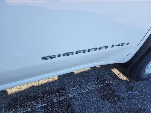 2025 GMC Sierra 2500 Base