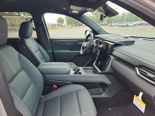 2026 GMC Acadia AT4 AWD