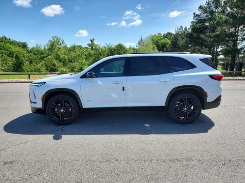 Iridescent White Tricoat 2026 Buick Enclave Sport Touring