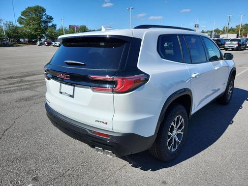 2026 GMC Acadia AT4 AWD
