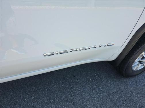 2025 GMC Sierra 2500 Base