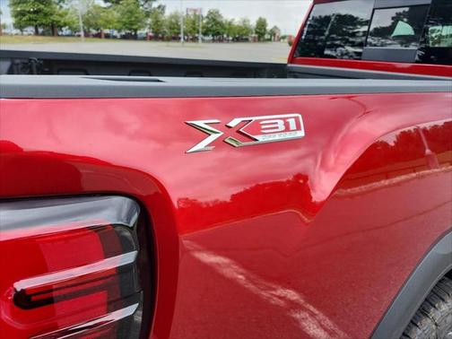 2025 GMC Sierra 2500 SLT