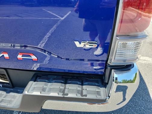 Blue Crush Metallic 2022 Toyota Tacoma TRD Off Road