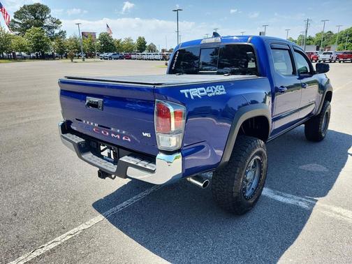 Blue Crush Metallic 2022 Toyota Tacoma TRD Off Road